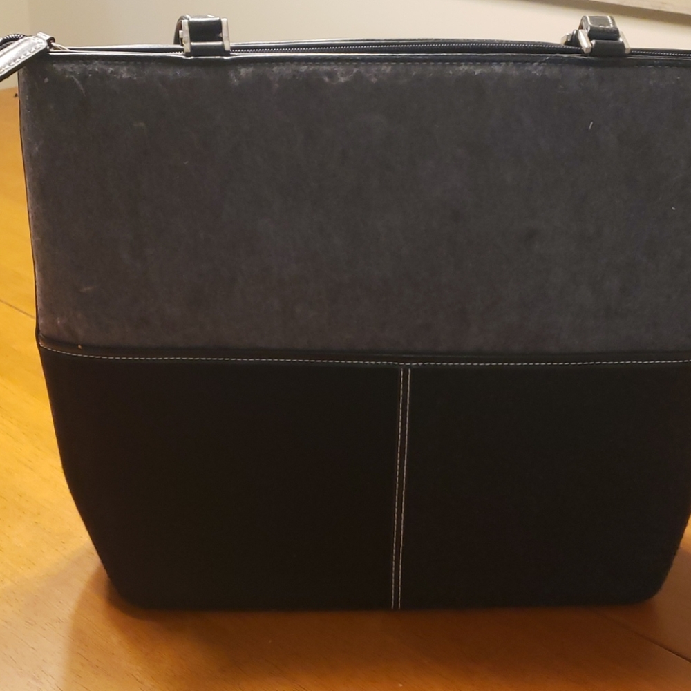Purse - Picture 2 of 2